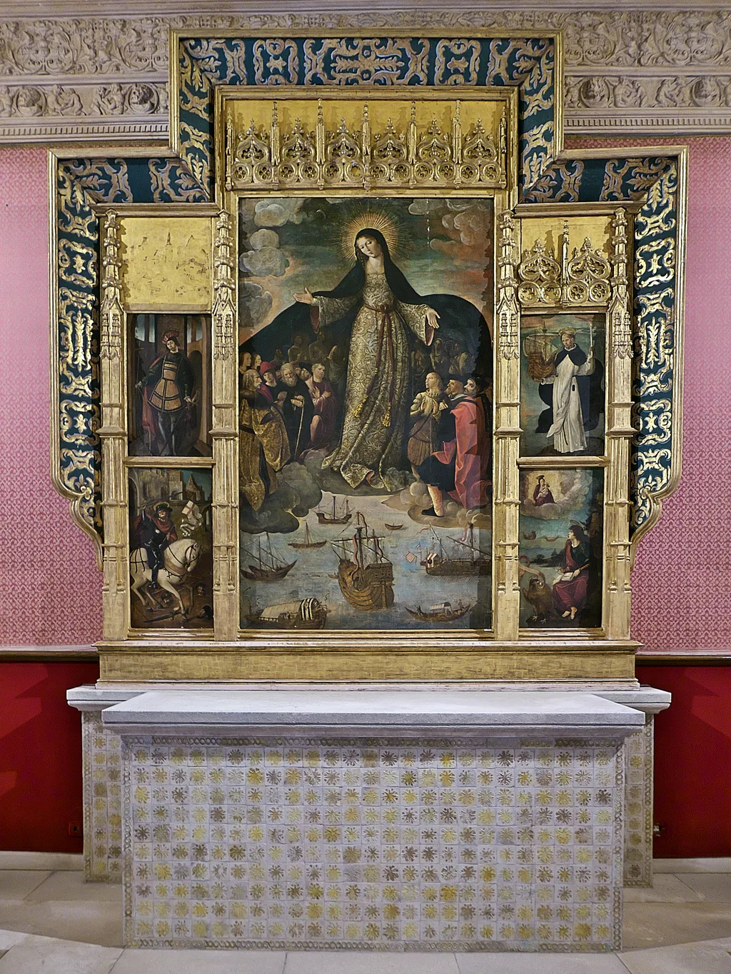 Der vergoldete Altar der Jungfrau der Seefahrer im Admiralsquartier